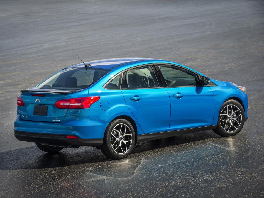  Ford Focus Sedan 2014 года  (фото 7 из 36)
